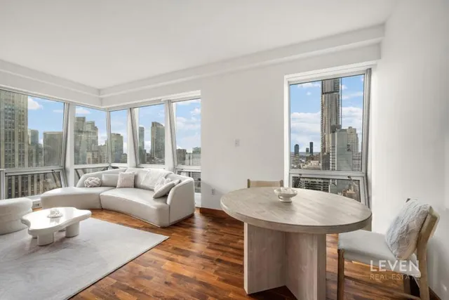 $1,500,000 | 400 5th Avenue, Unit 34H | Midtown South