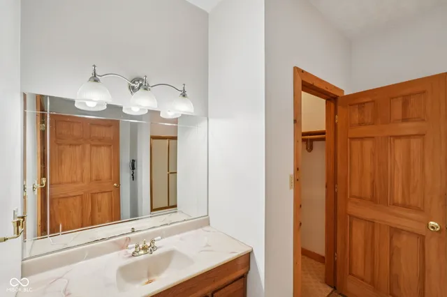 $480,000 | 256 East 1000 North, Fountaintown, IN 46130