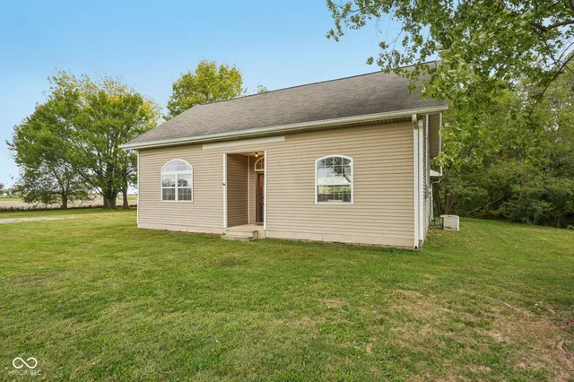 $480,000 | 256 East 1000 North, Fountaintown, IN 46130