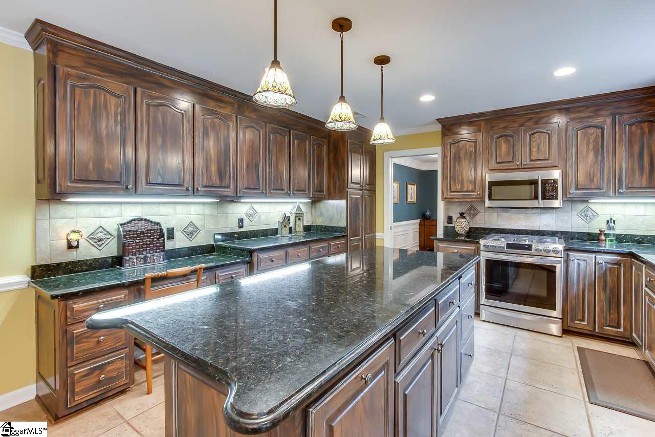 1701 Old Pendleton Road Easley, SC 29642 - Photo 12 of 35