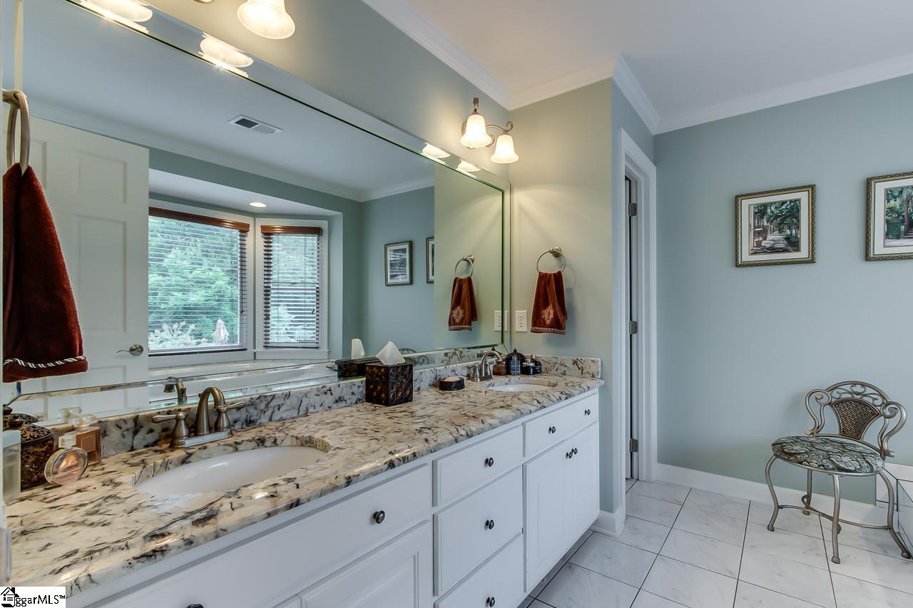 1701 Old Pendleton Road Easley, SC 29642 - Photo 16 of 35