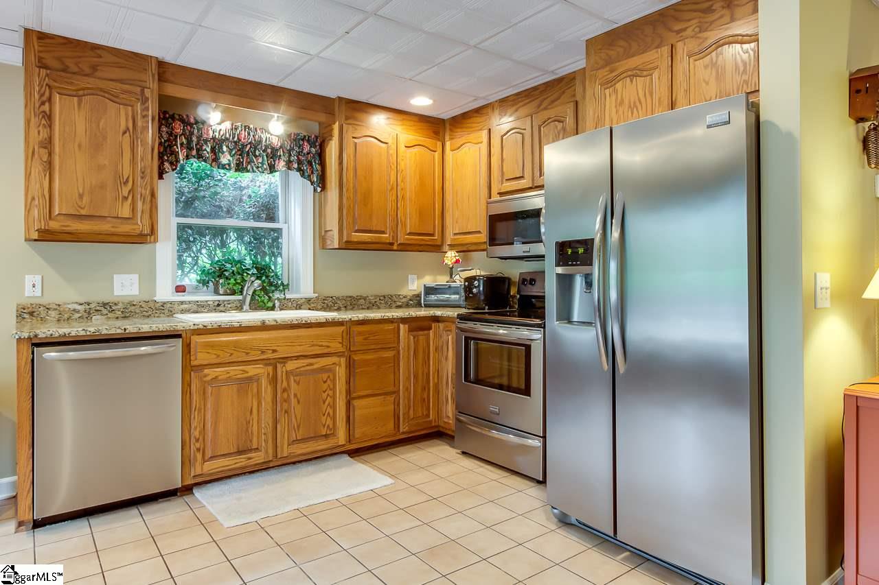 1701 Old Pendleton Road Easley, SC 29642 - Photo 26 of 35