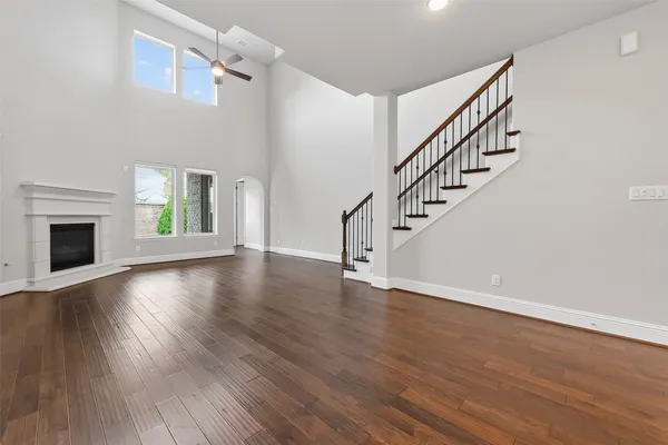 $710,000 | 2117 Arrowood Glen Drive, Houston, TX 77077