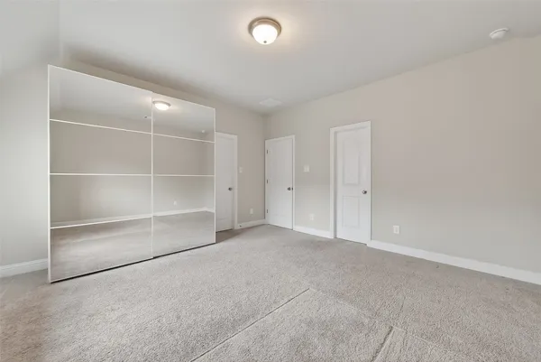 $710,000 | 2117 Arrowood Glen Drive, Houston, TX 77077