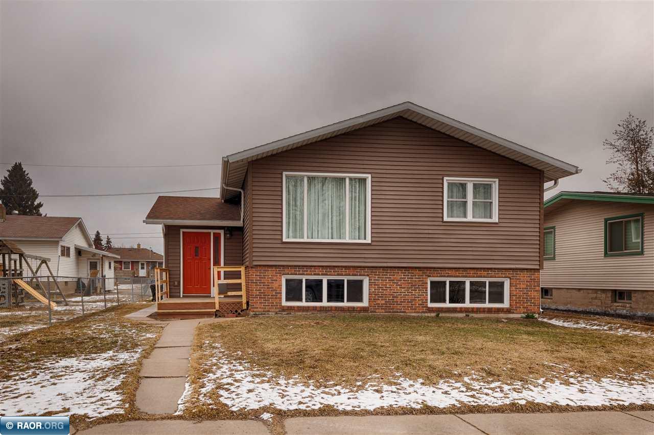 1207 19th Street South Virginia, MN 55792 - Photo 1 of 32
