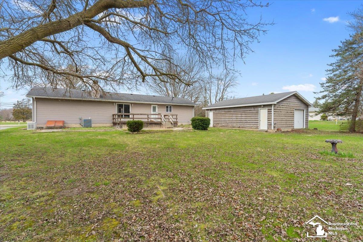 11706 Grafton Road Carleton, MI 48117 - Photo 26 of 31