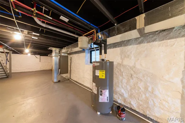 $414,900 | 4322 Swan Avenue, St. Louis, MO 63110