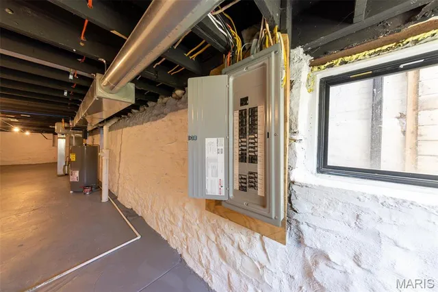 $414,900 | 4322 Swan Avenue, St. Louis, MO 63110