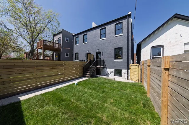 $414,900 | 4322 Swan Avenue, St. Louis, MO 63110