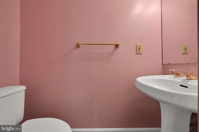 $4,950 | 4806 41st Street Northwest, Washington, DC 20016