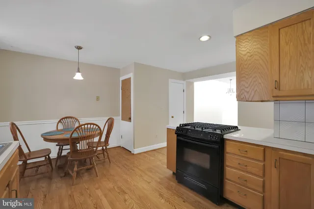 $4,950 | 4806 41st Street Northwest, Washington, DC 20016