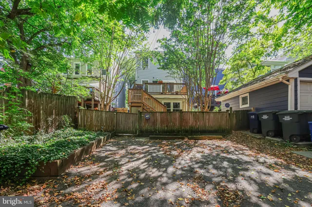 $4,950 | 4806 41st Street Northwest, Washington, DC 20016