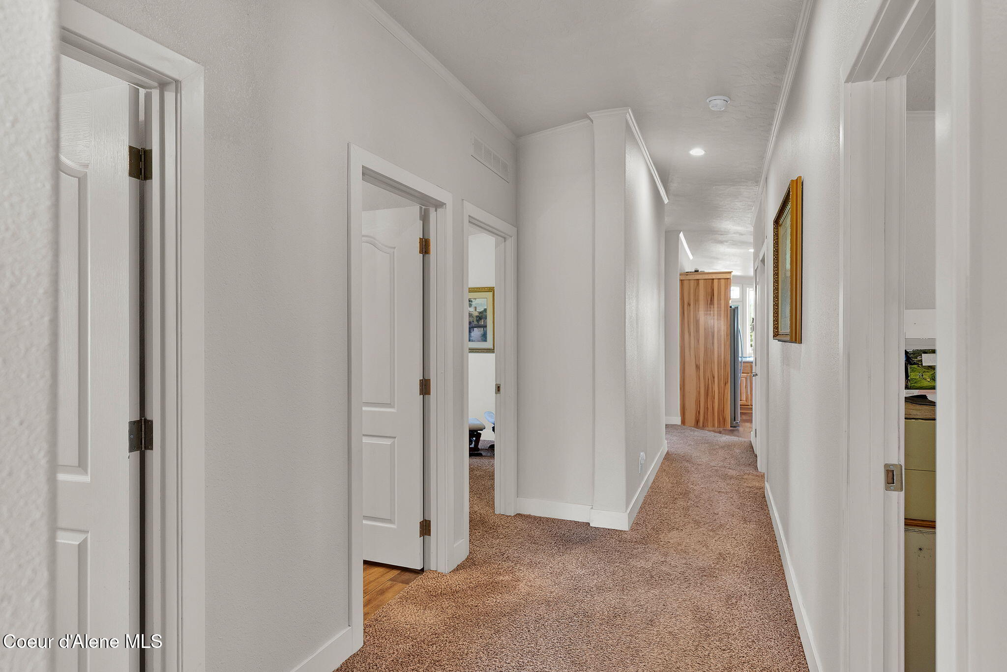 241 Promised Ridge Priest River, ID 83856 - Photo 31 of 58 Hallway