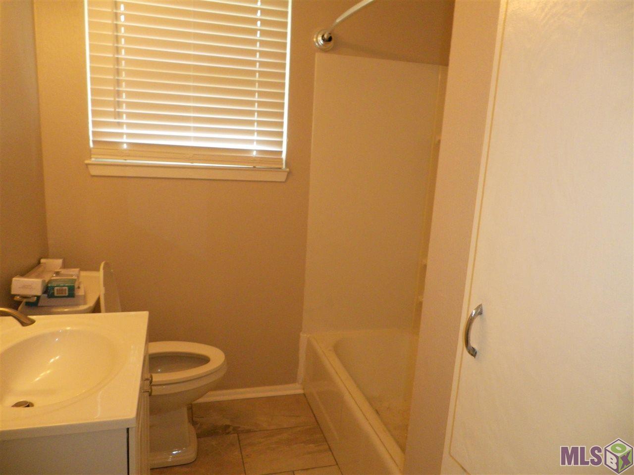 4085 Fleet Drive Baton Rouge, LA 70809 - Photo 10 of 13
