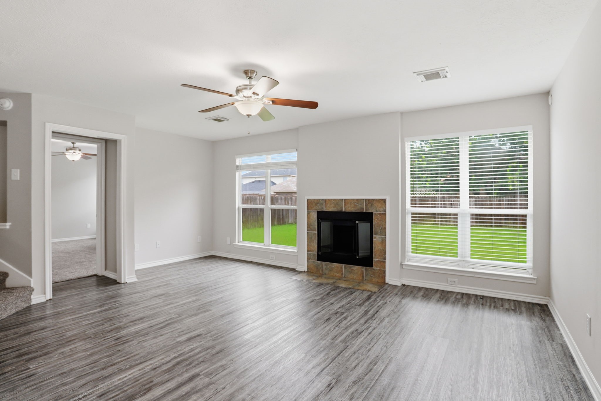 2325 Shady Tree Lane Conroe, TX 77301 - Photo 15 of 46