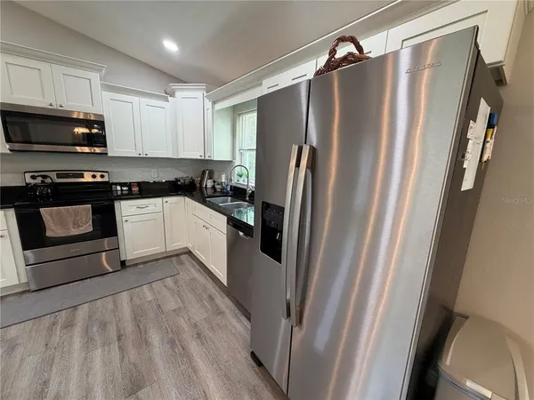 $1,725 | 1522 West Barlow Place, Dunnellon, FL 34434