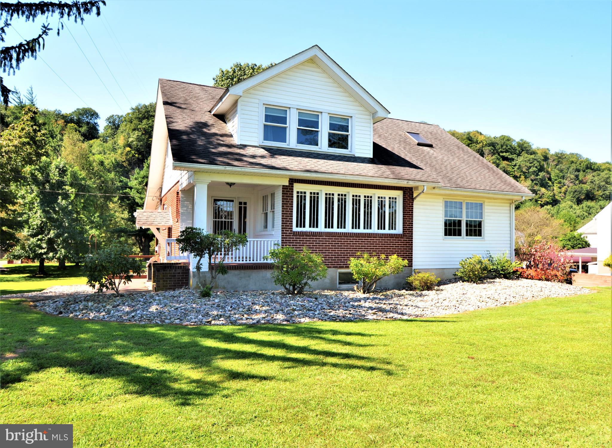 1229 River Road Upper Black Eddy, PA 18972 - Photo 2 of 40