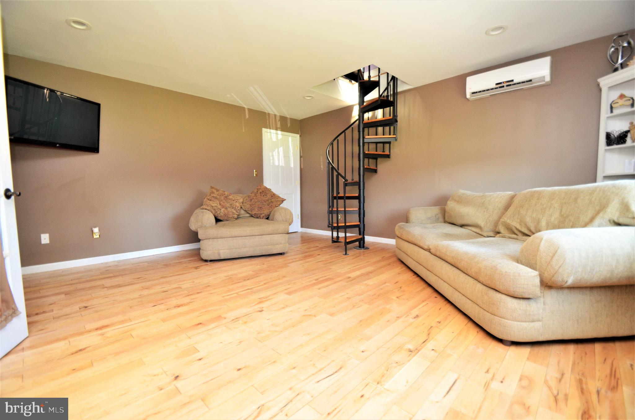 1229 River Road Upper Black Eddy, PA 18972 - Photo 12 of 40