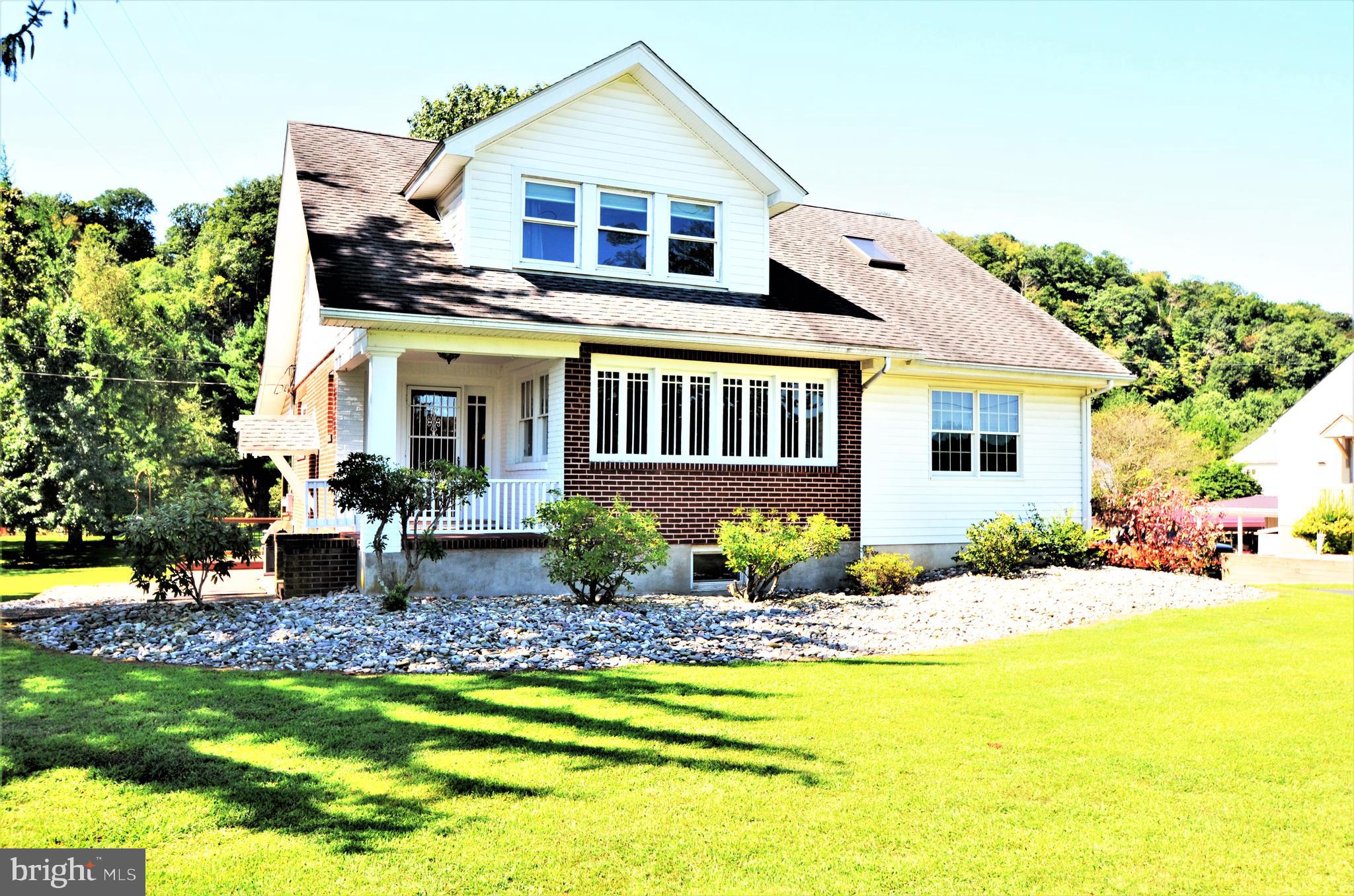 1229 River Road Upper Black Eddy, PA 18972 - Photo 3 of 40