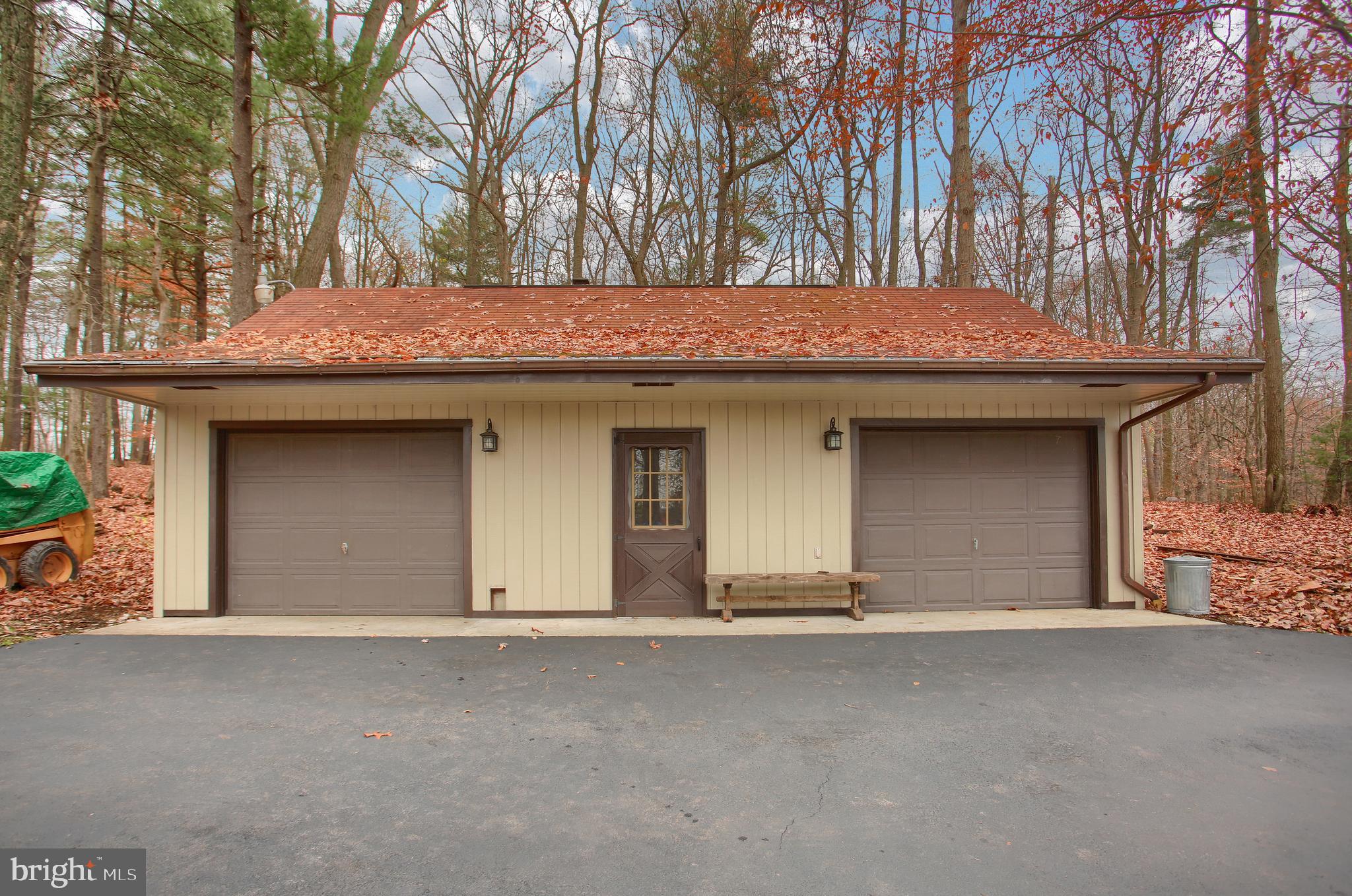 1615 County Line Road York Springs, PA 17372 - Photo 6 of 6 Gallery Image 6