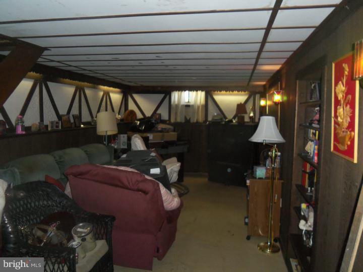 295 Kulp Road Pottstown, PA 19465 - Photo 15 of 21