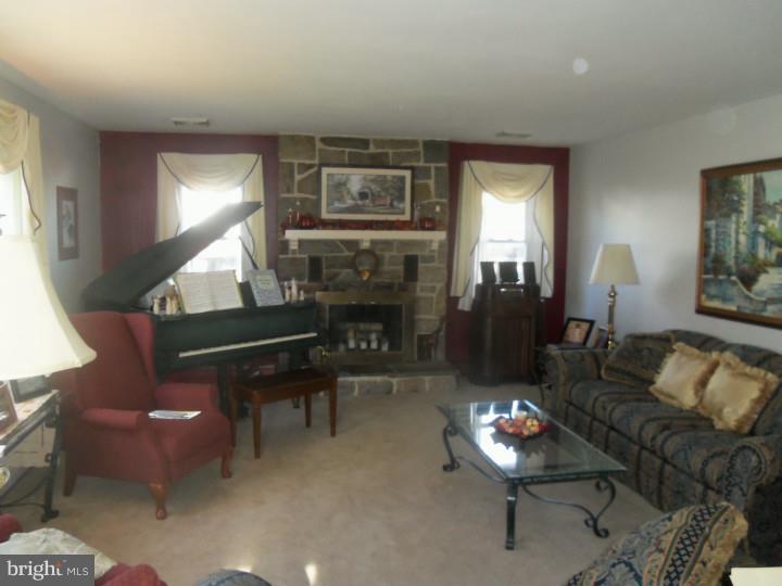 295 Kulp Road Pottstown, PA 19465 - Photo 7 of 21