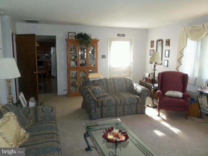 295 Kulp Road Pottstown, PA 19465 - Photo 8 of 21