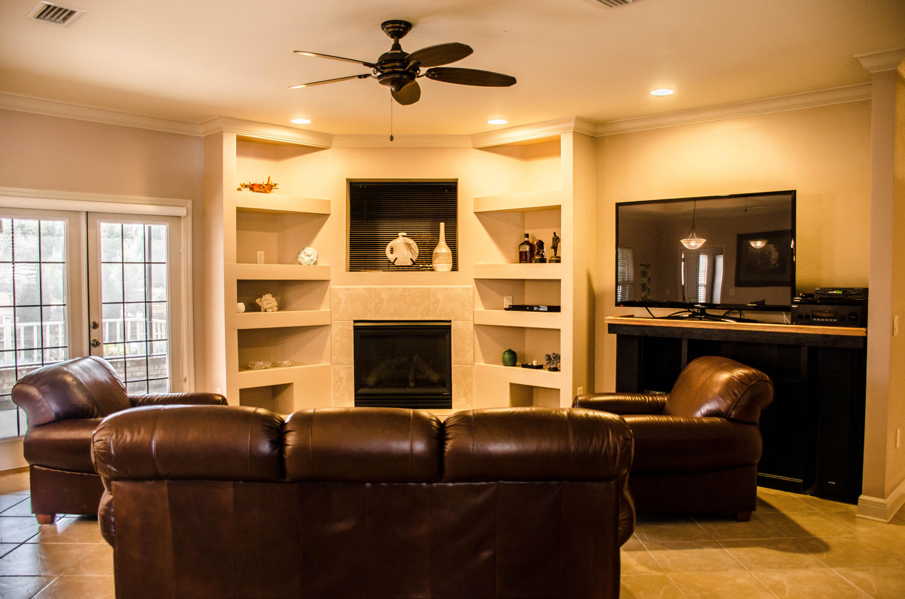 3014 Colonial Circle Crestview, FL 32539 - Photo 3 of 29 Gallery Image 3