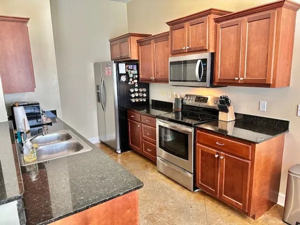 $1,900 | 159 Green Cove Drive, Brunswick, GA 31525