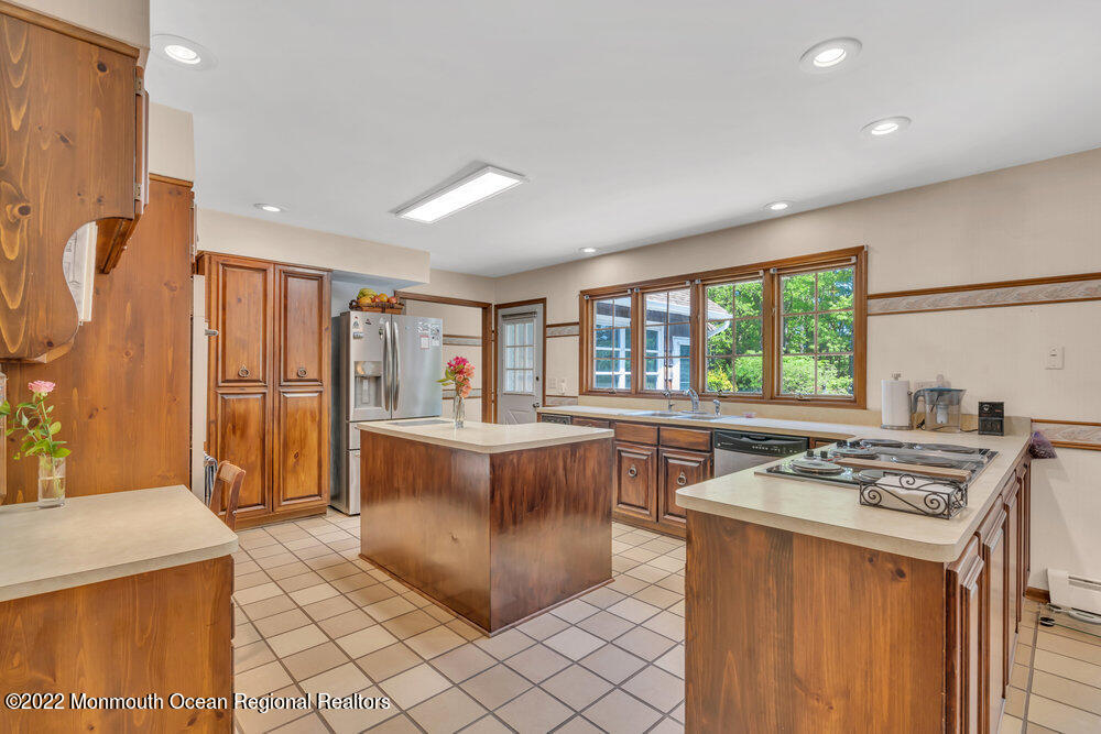 21 Beaver Dam Road Colts Neck, NJ 07722 - Photo 12 of 48 022__dsc4132