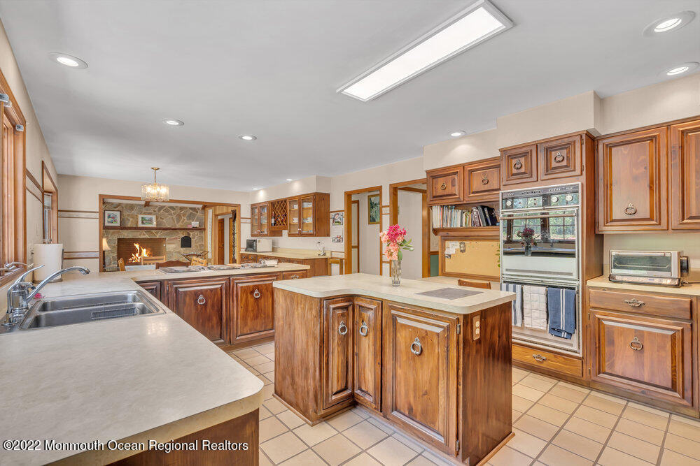 21 Beaver Dam Road Colts Neck, NJ 07722 - Photo 14 of 48 025__dsc4142-1_0