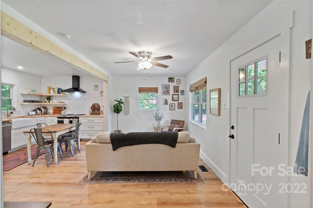10179 Earnhardt Lake Road Davidson, NC 28036 - Photo 5 of 28 Gallery Image 5