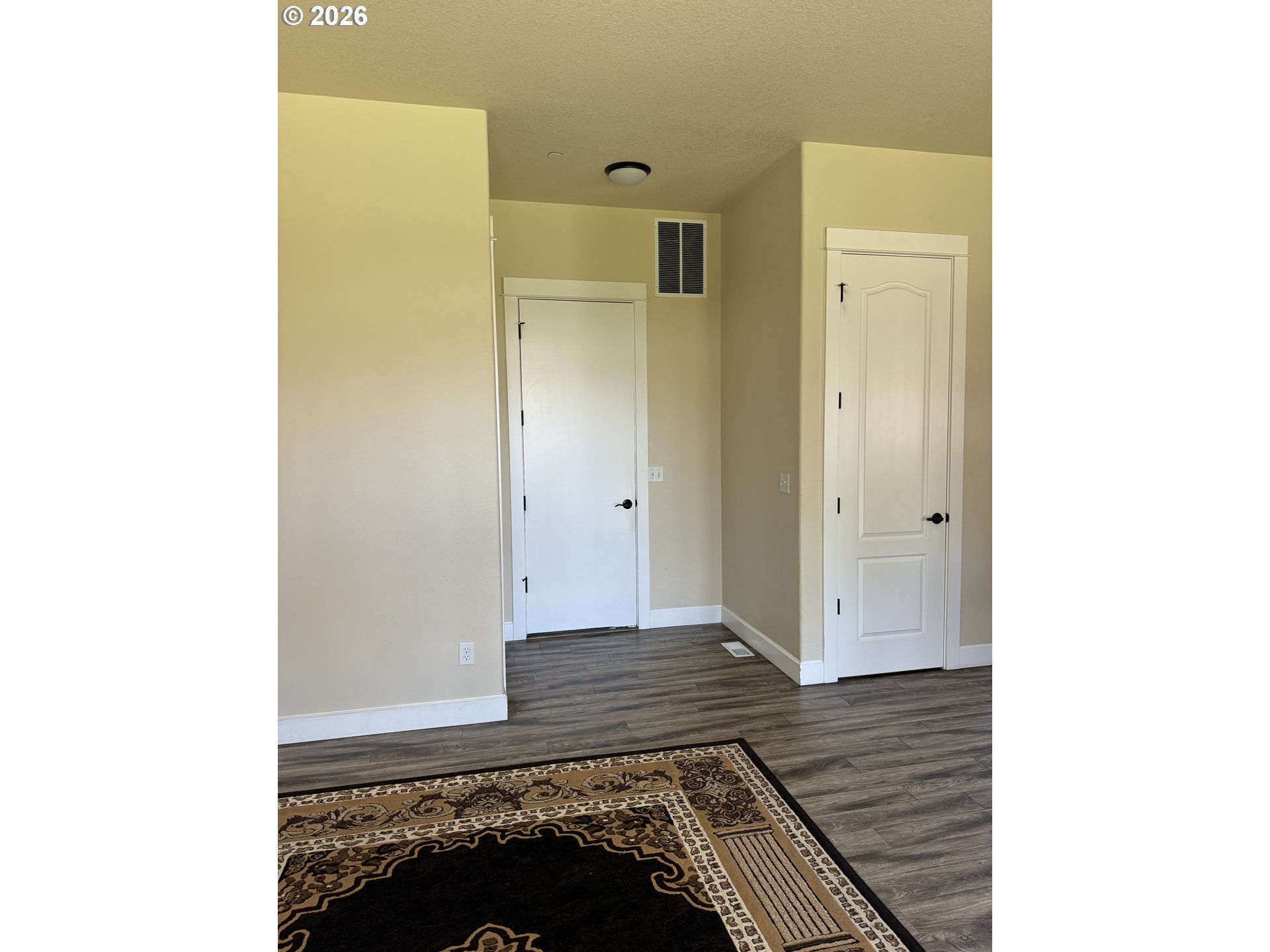 5214 Southeast 130th Pl. Portland, OR 97236 - Photo 5 of 14