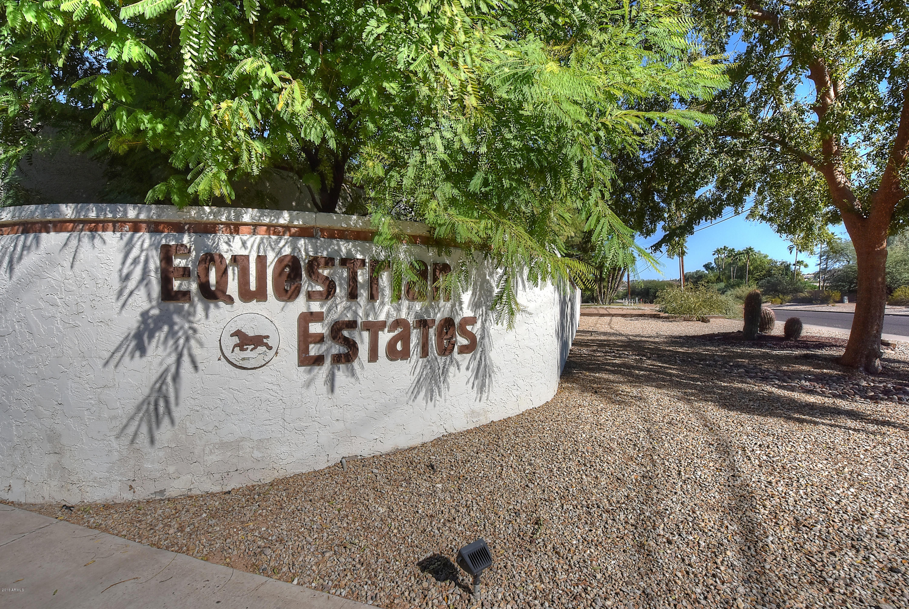 846 East Roberts Road Phoenix, AZ 85022 - Photo 1 of 45 Equestrian Estates