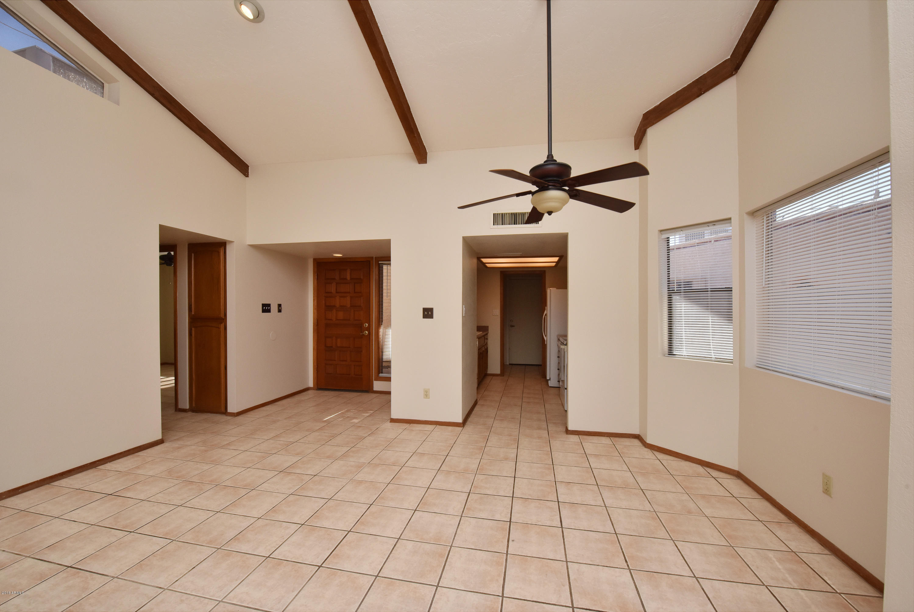 846 East Roberts Road Phoenix, AZ 85022 - Photo 16 of 45 Dining 2