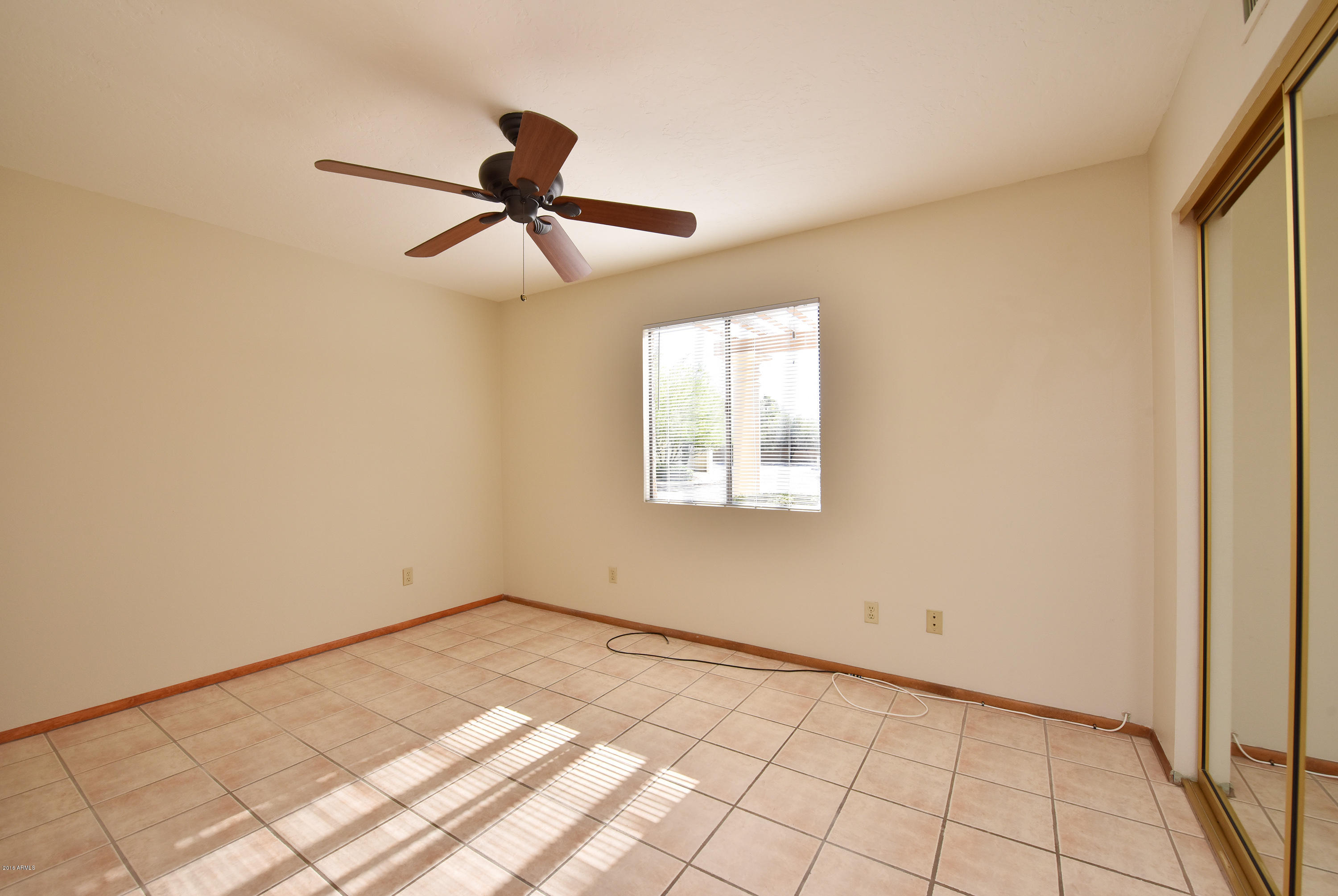846 East Roberts Road Phoenix, AZ 85022 - Photo 31 of 45 Bedroom 2
