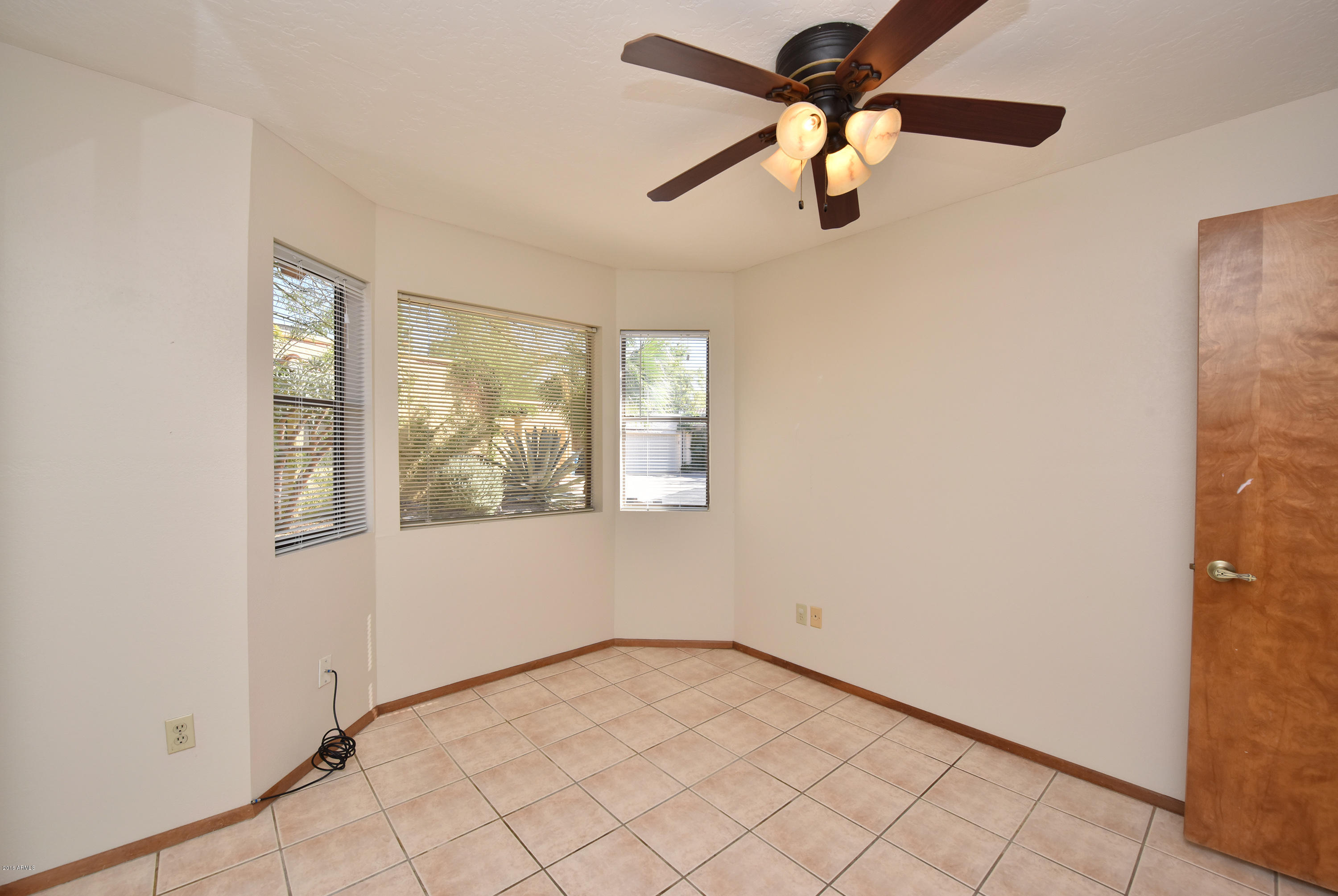 846 East Roberts Road Phoenix, AZ 85022 - Photo 36 of 45 Bedroom 3