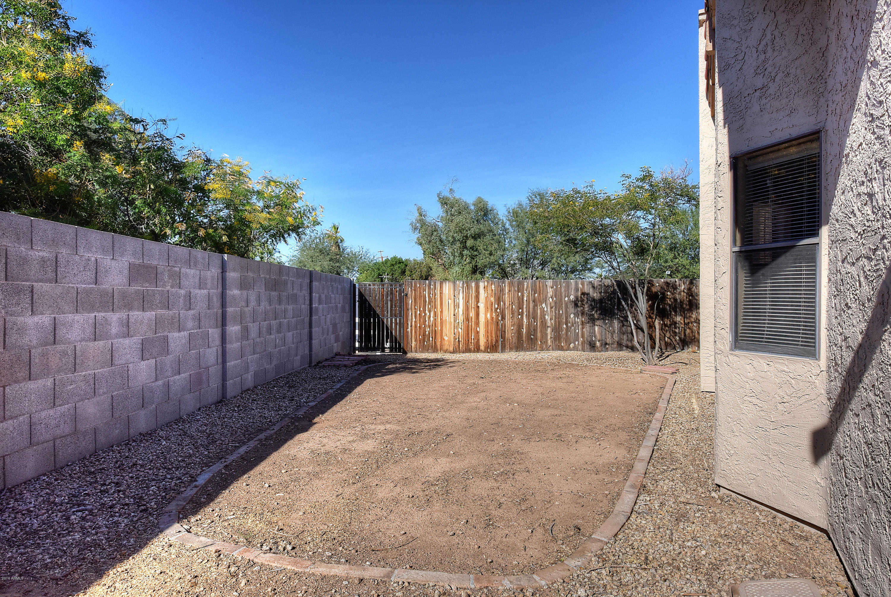 846 East Roberts Road Phoenix, AZ 85022 - Photo 38 of 45 Backyard 3