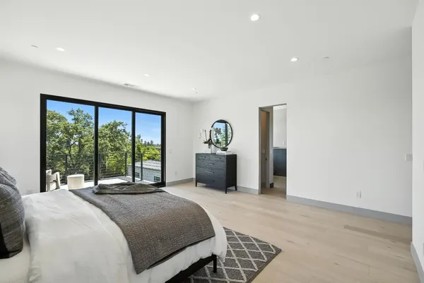 $7,850,000 | 1127 Hillslope Place, Los Altos, CA 94024