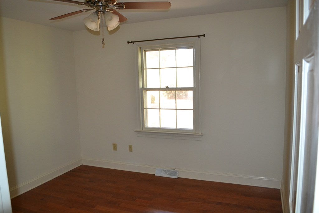 3297 Back Hampden Sydney Road Farmville, VA 23901 - Photo 19 of 29 Gallery Image 19