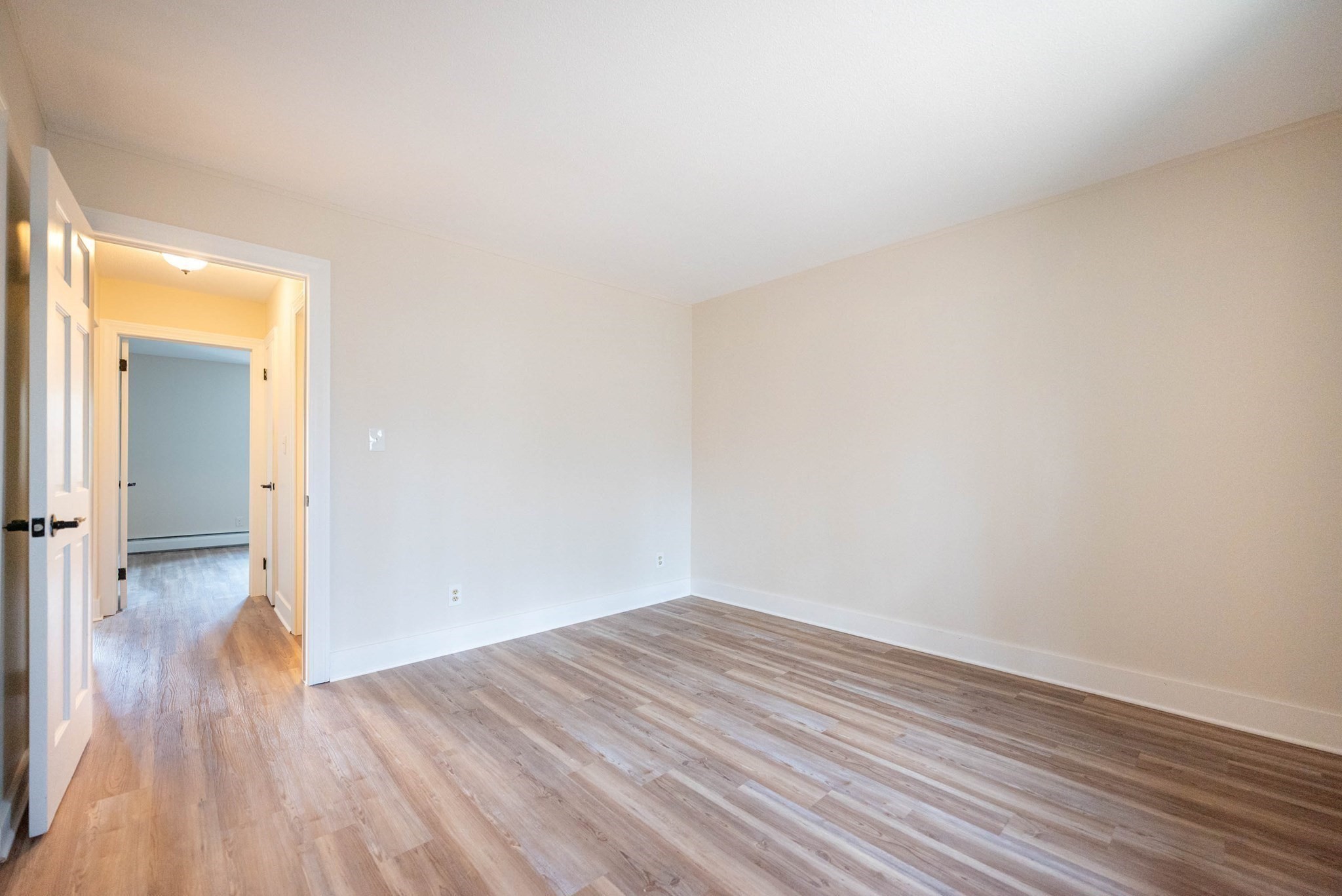 549 Russell Road, Unit 12D Westfield, MA 01085 - Photo 14 of 16 Gallery Image 14