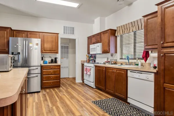 $509,000 | 525 West El Norte Parkway, Unit 75, Escondido, CA 92026