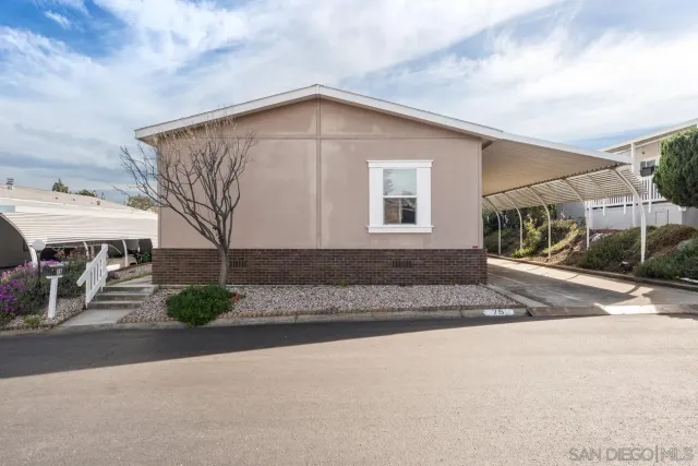 $515,000 | 525 West El Norte Parkway, Unit 75, Escondido, CA 92026