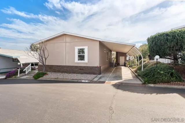 $515,000 | 525 West El Norte Parkway, Unit 75, Escondido, CA 92026