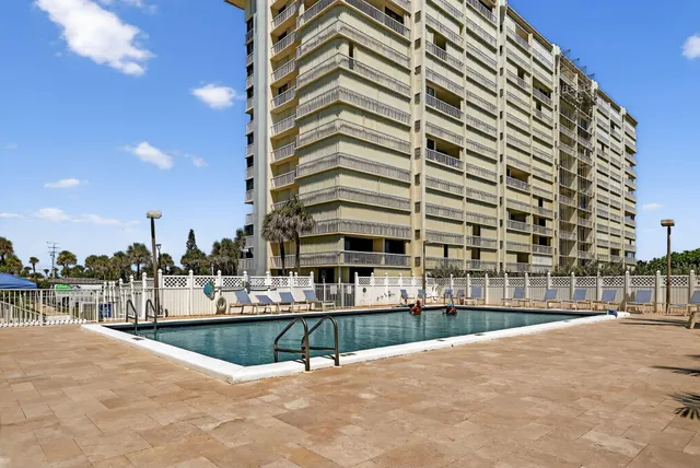 $3,200 | 10680 South Ocean Drive, Unit 105, Jensen Beach, FL 34957