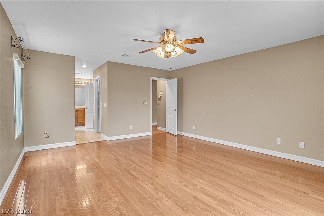 172 Ridge Crossing Avenue Henderson, NV 89002 - Photo 12 of 33 Gallery Image 12