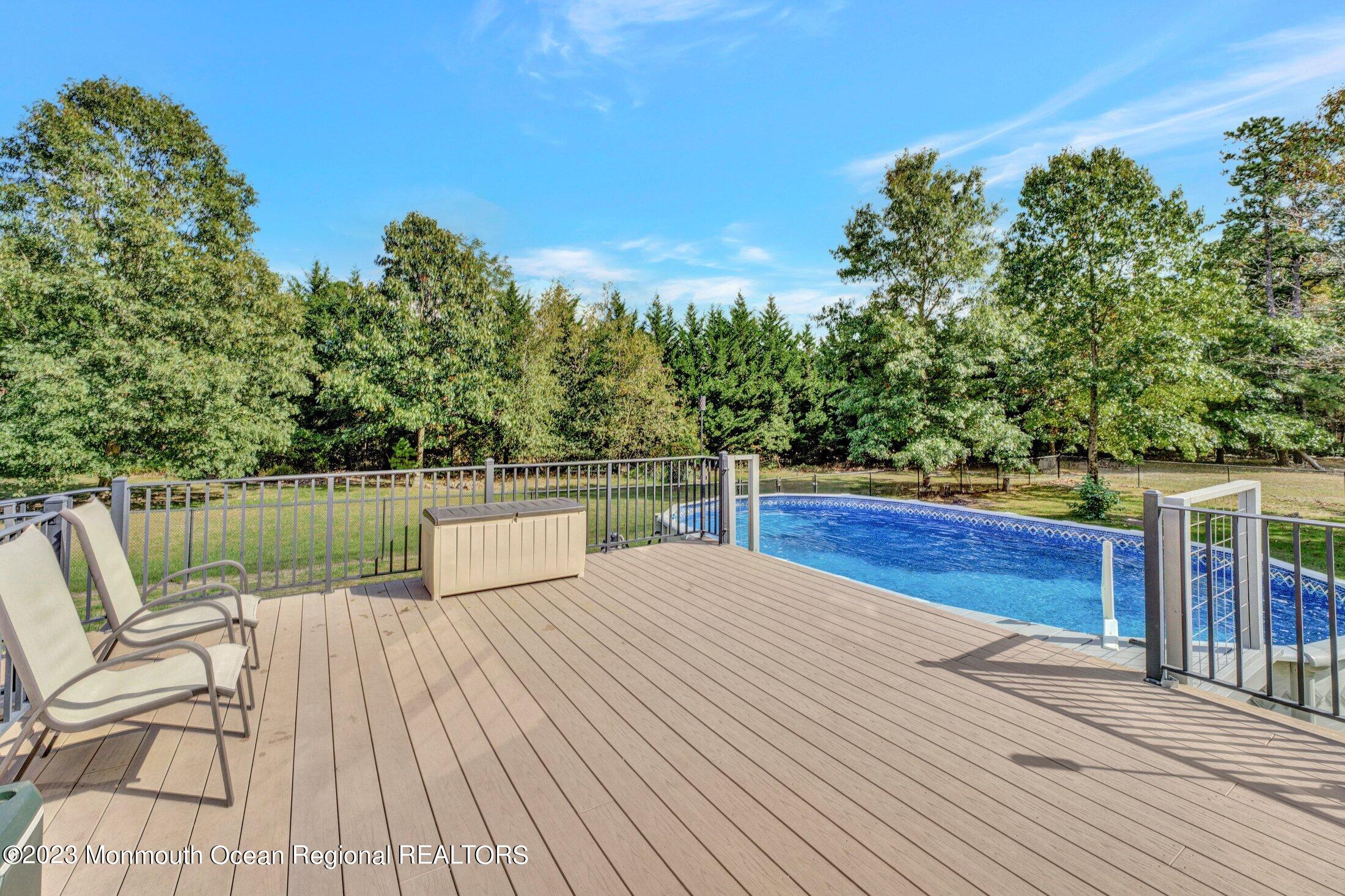 601 Reed Road Jackson, NJ 08527 - Photo 41 of 43 a view of deck and patio