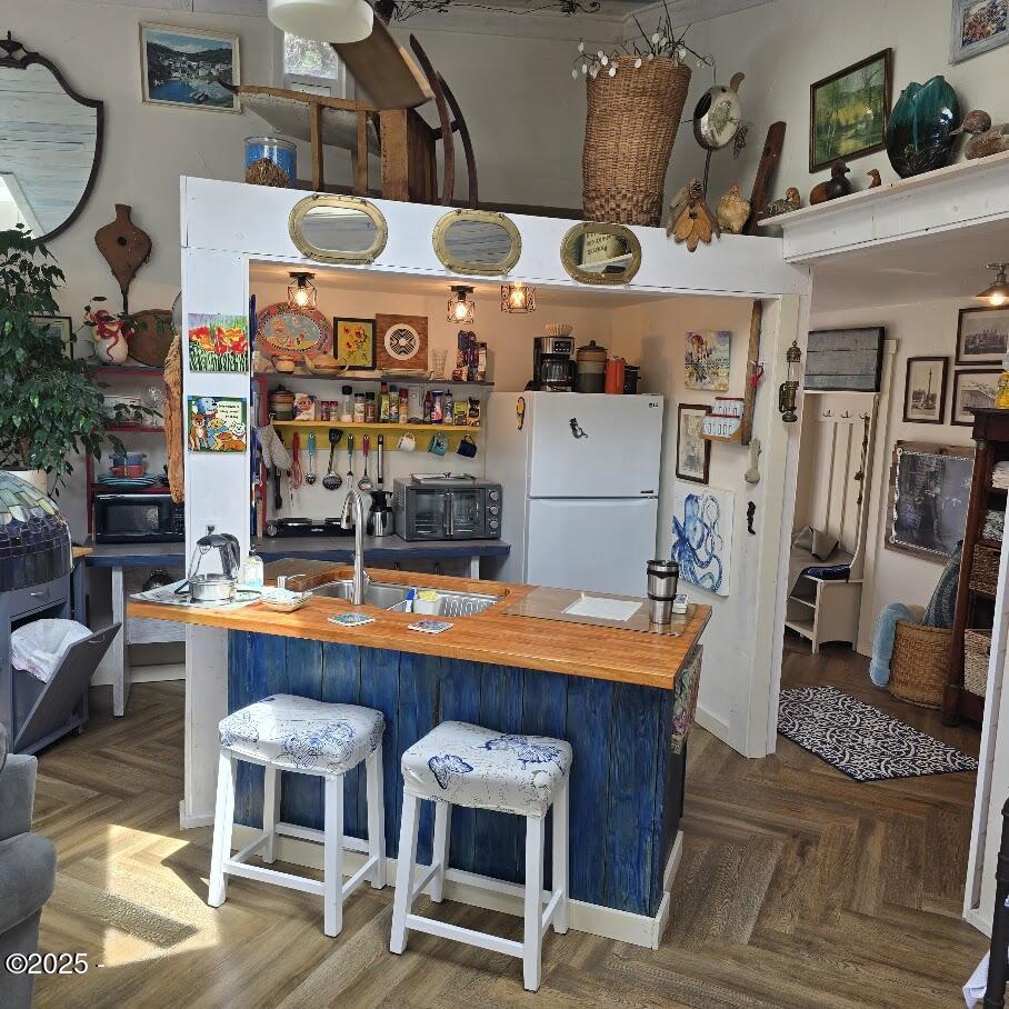8243 Northwest Coast Road Seal Rock, OR 97376 - Photo 17 of 31 studio 1