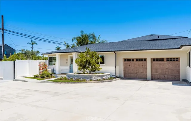 $4,600 | 2134 Orange Avenue, Unit E135, Costa Mesa, CA 92627
