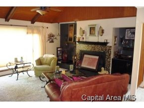 11291 Hawk Drive Rochester, IL 62563 - Photo 11 of 24